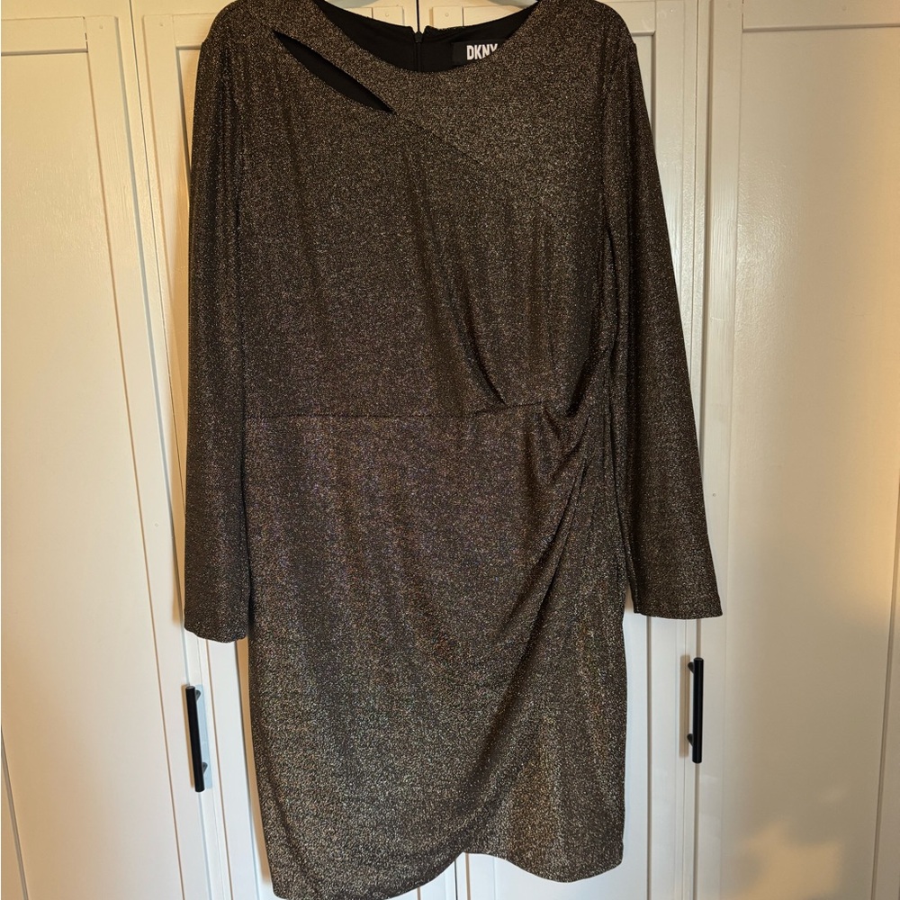 Sparkle Long Sleeve Shift Dress - Black and Gold
